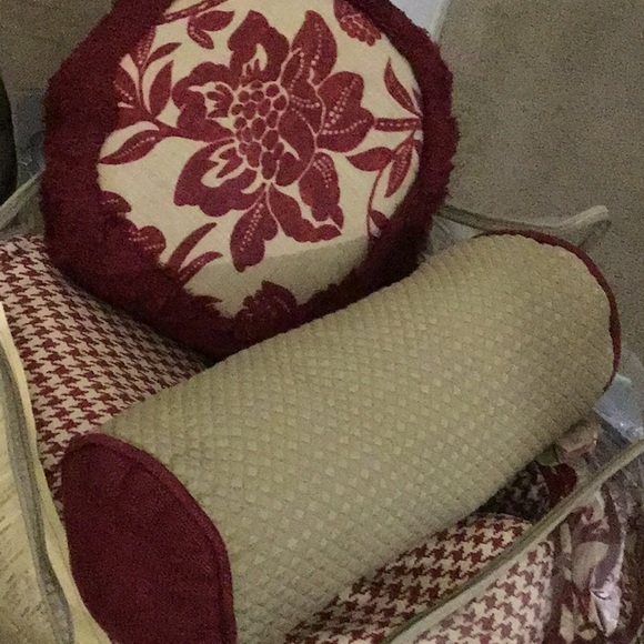 QUALITY! Rose Tree Comforter Set XL King :) - Picture 5 of 7